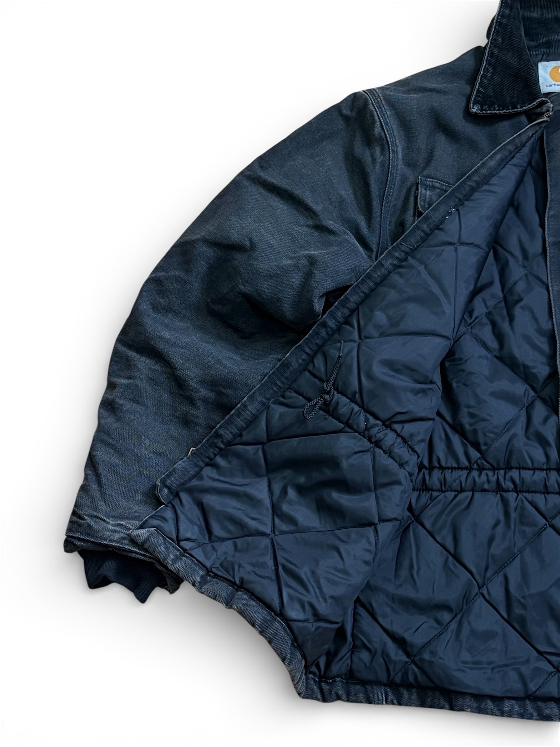 VINTAGE CARHARTT QUILT-LINED WORK JACKET